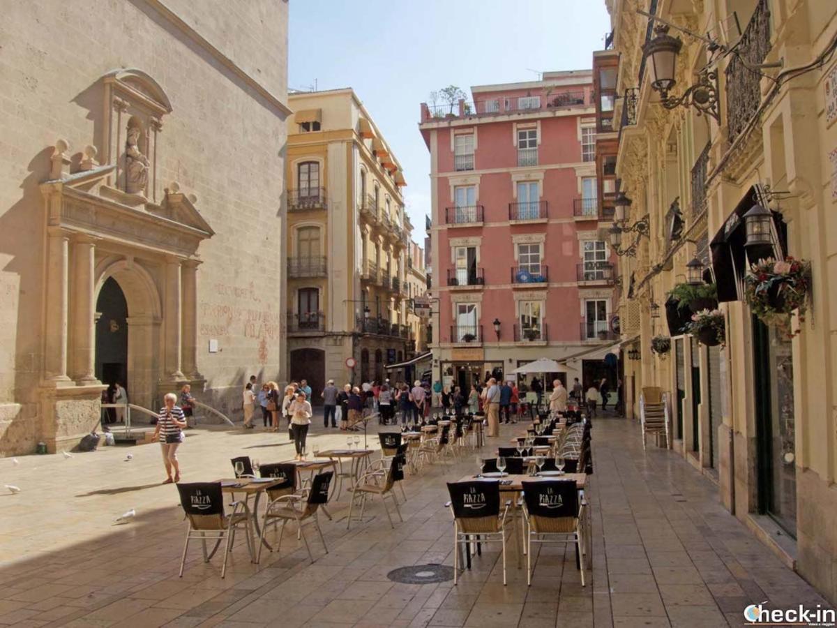 Charlot Center Apartment I Alicante Eksteriør billede